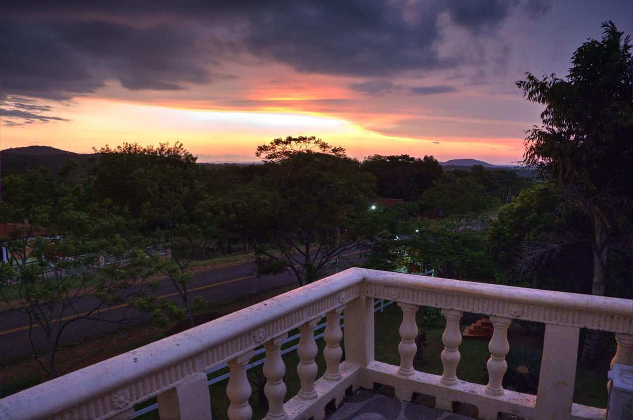 Hotel Independencia ภายนอก รูปภาพ