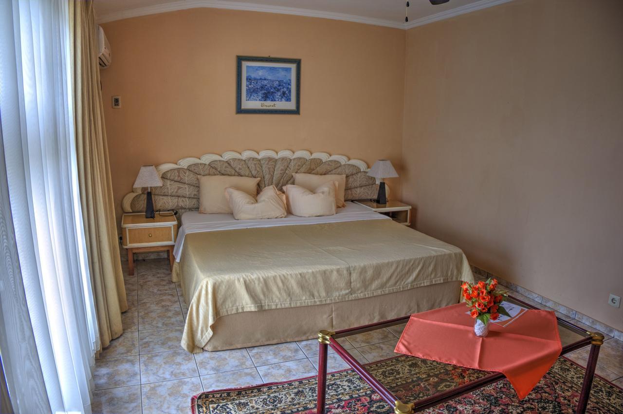 Hotel Independencia ภายนอก รูปภาพ